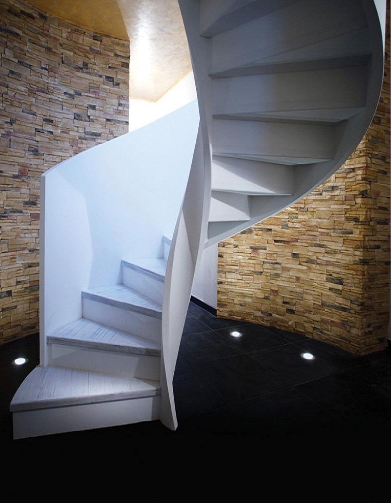 Helicoidal wood stairs - Eli Le 09