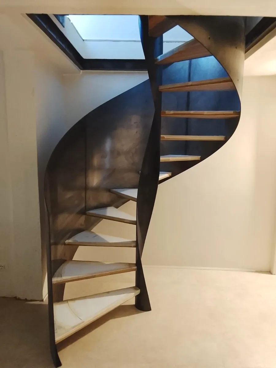 Scala a chiocciola in acciaio modello - Eli Ac 47